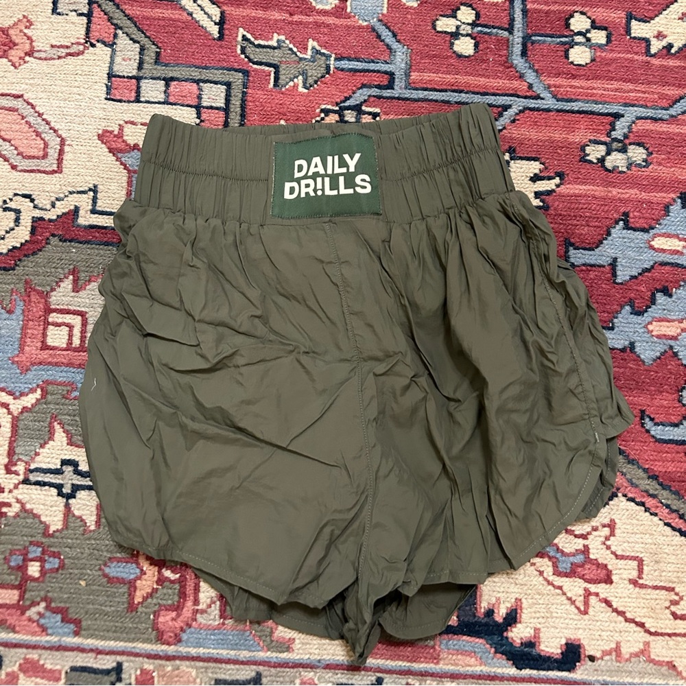 DAILY DRILLS BOUNCE SHORTS